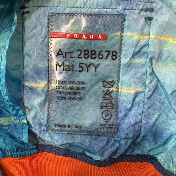 Prada "Acid Hockey" Thermal Pattern Jacket 
Size: Men's / US S / EU 44-46 / 1 - Picture 11 of 11